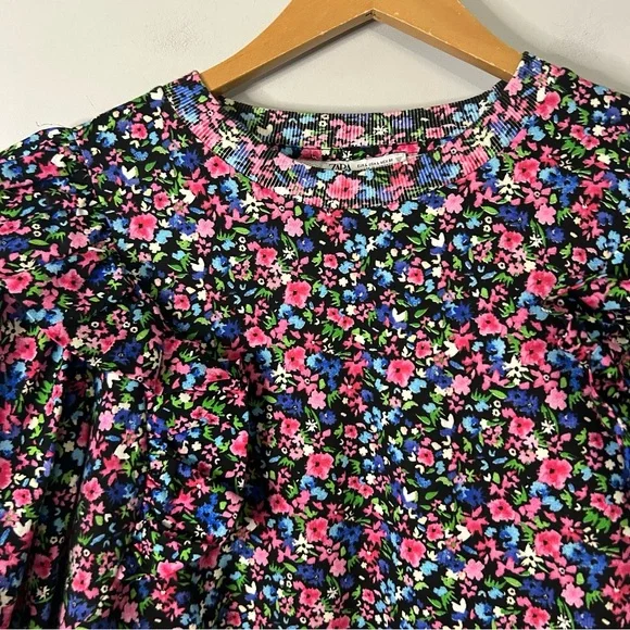 Zara Multi Colored Ditsy Floral Printed Ruffle Puff Sleeve Top - Picture 3 of 9